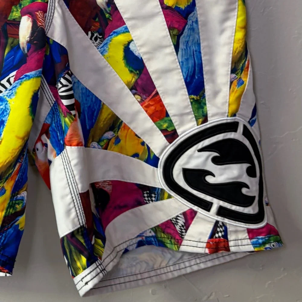 Vintage Billabong Andy Irons Board Shorts Rising Sun Mens 33 AOP Parrot RARE